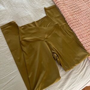 Aerie Crossover 7/8 Leggings Hi-Rise Mustard Color (S)